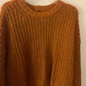 burnt orange American eagle sweater